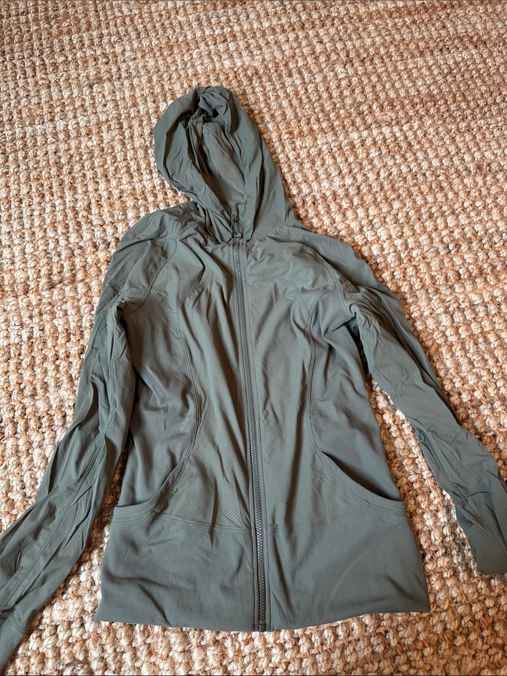 lululemon athletica women’s reversible Hooded Lightweight Jacket in Olive